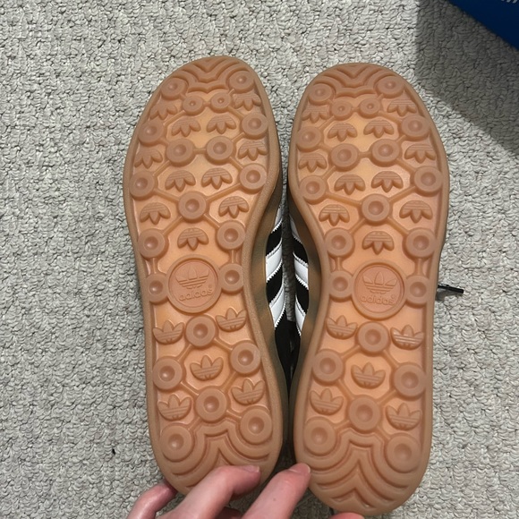 Adidas Gazelle 9.5 Men’s NWOT main image 3